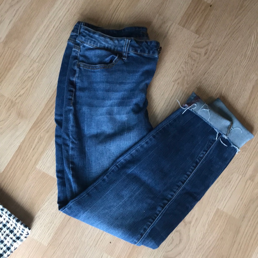 Only worn a few times maurices jeans size large
